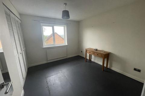 2 bedroom house to rent, St Maddocks Close, Brackla, CF31 2BL