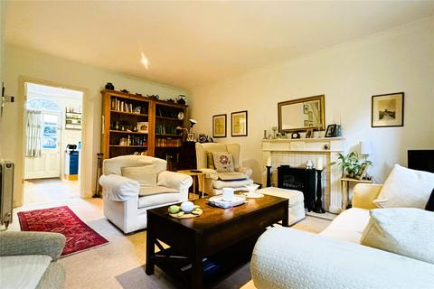 3 bedroom link detached house for sale, Church Street, Surrey TW18