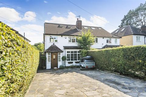 4 bedroom semi-detached house for sale, Merry Hill Road, Bushey