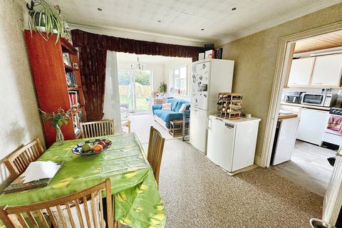 3 bedroom detached house for sale, Redbrook Crescent, Melton Mowbray, Leicestershire