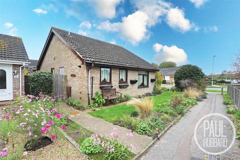 2 bedroom detached bungalow for sale, Ashburnham Way, Carlton Colville, NR33