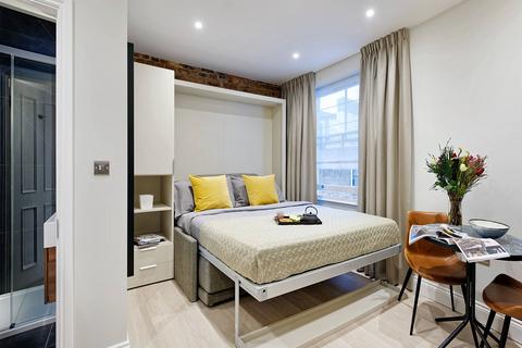 Studio to rent, Emperors Gate, London SW7