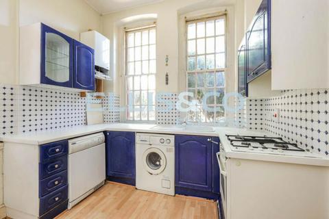 1 bedroom flat for sale, Osterley Gardens, Chevy Road, Southall/Hanwell, London, Middlesex, UB2 4UW