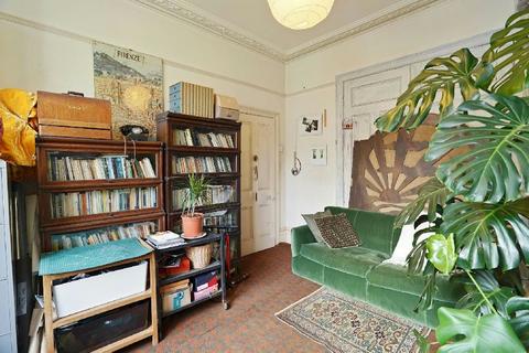 4 bedroom terraced house for sale, Dresden Road  Whitehall Park N19 3BQ