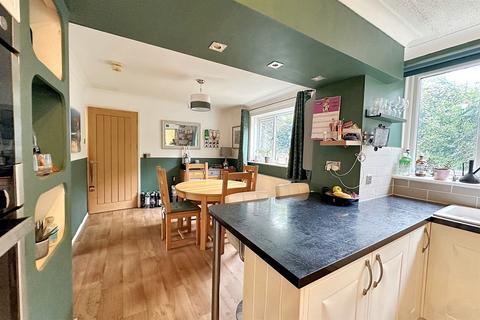 3 bedroom end of terrace house for sale, Blandford St Mary