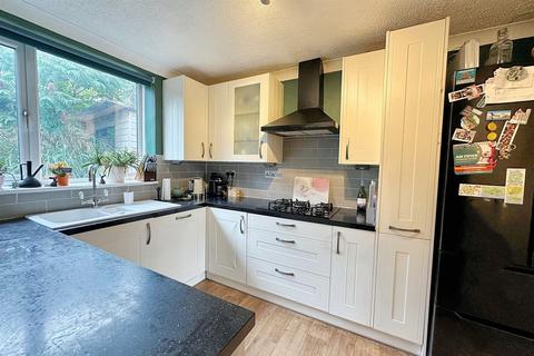 3 bedroom end of terrace house for sale, Blandford St Mary