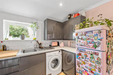 1 bedroom maisonette for sale, St. Johns, Redhill, RH1