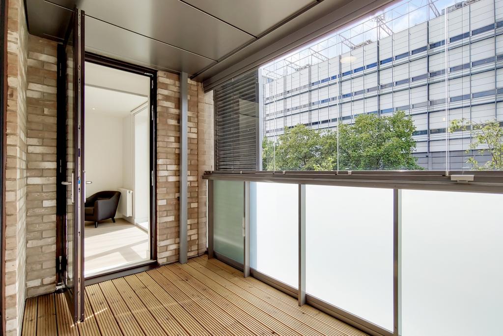 4 Balcony-1