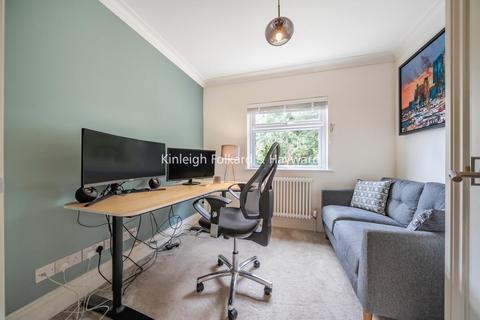 59 Imperial Way, Chislehurst, BR7 6JR