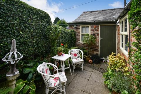 3 bedroom terraced house for sale, Poppleton Road, York