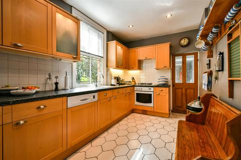 81 Poppleton Road, York, YO26 4UL