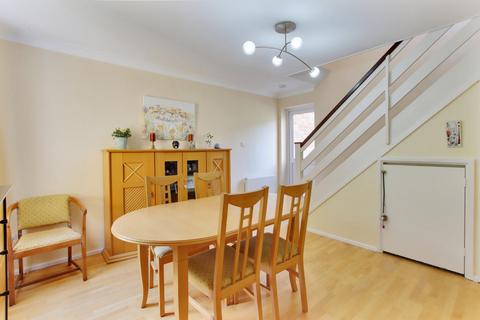 37 Bowes Wood, New Ash Green, Longfield, DA3 8QL