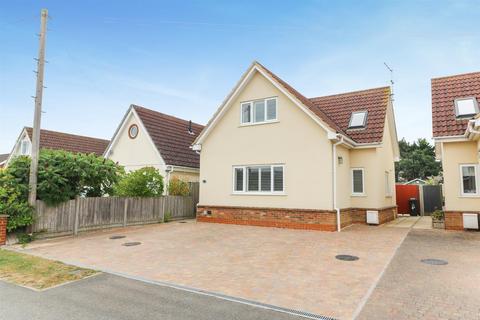 4a Wembley Avenue, Mayland, Chelmsford, CM3 6AY