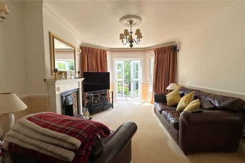 4 bedroom detached house for sale, Barnet Gate Lane, Arkley, Hertfordshire, EN5