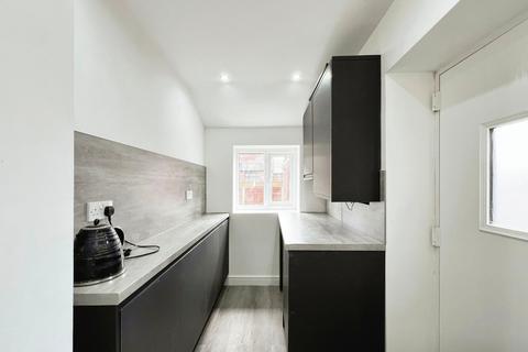 51 Orient Road, Salford, M6 8LE