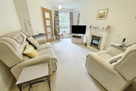 1 bedroom retirement property for sale, Bournemouth