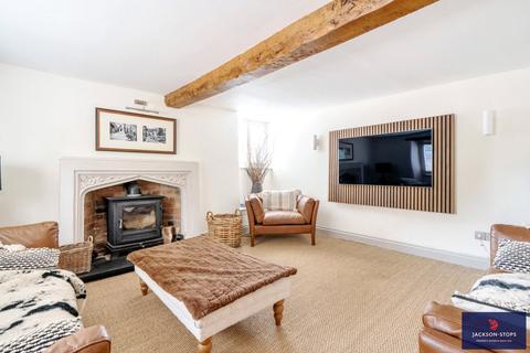 3 bedroom detached house for sale, Main Street, Great Brington, Northamptonshire, NN7