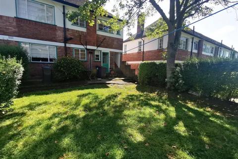 2 bedroom maisonette to rent, Ossulton Way, Hampstead Garden Suburb