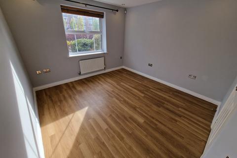 2 bedroom apartment to rent, Avery Court, Solihull B91