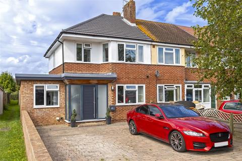 108 Ardingly Drive, Goring By Sea, Worthing, BN12 4TP