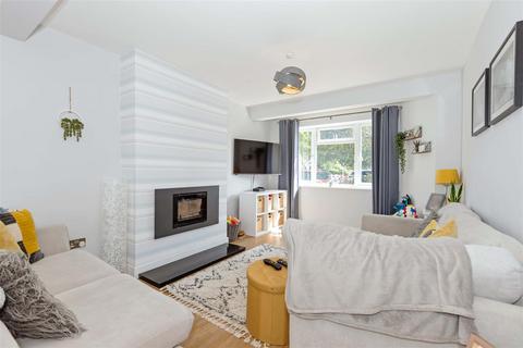 108 Ardingly Drive, Goring By Sea, Worthing, BN12 4TP