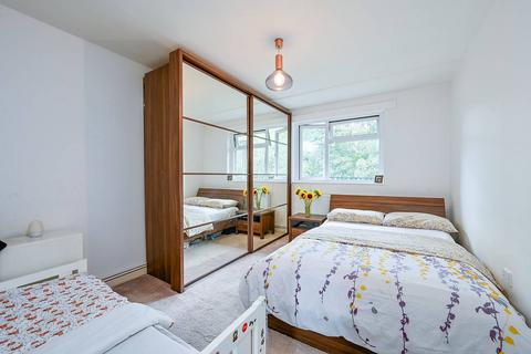 1 bedroom flat for sale, Garrick Close, Hanger Hill, London, W5