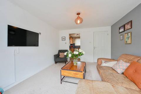 1 bedroom flat for sale, Garrick Close, Hanger Hill, London, W5