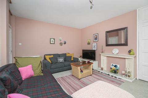 1 bedroom ground floor flat for sale, 3/1 Dinmont Drive, Edinburgh, EH16 5RF