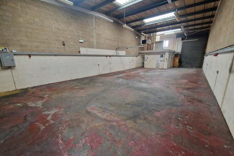 Industrial unit to rent, 17 Limberline Spur, Hilsea, Portsmouth, PO3 5HJ