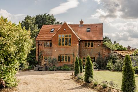 4 bedroom detached house for sale, Norwich Road, Reepham, Norwich, Norfolk