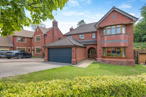 4 bedroom detached house for sale, The Manor, Cwmbran