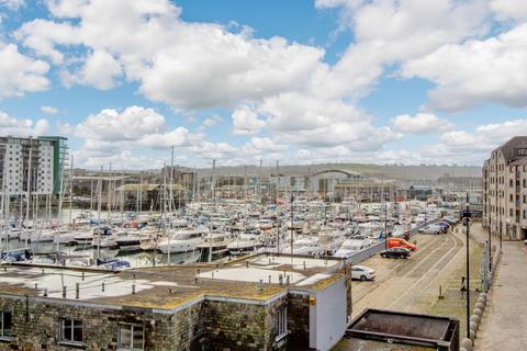 2 bedroom apartment for sale, Discovery Wharf, Sutton Harbour, Plymouth, PL4 0RB