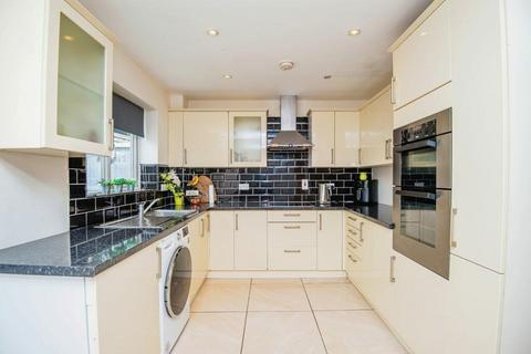 3 bedroom detached house for sale, Holywell Lane, Conisbrough, Doncaster, DN12