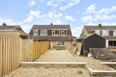 3 bedroom semi-detached house for sale, Fairways Avenue, Harrogate, HG2