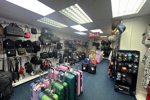 Shop to rent, Holton Road, Barry, The Vale Of Glamorgan. CF63 4HE