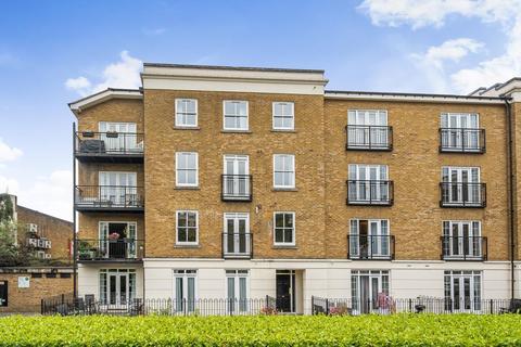 1 bedroom flat for sale, Spurgeon St, Borough