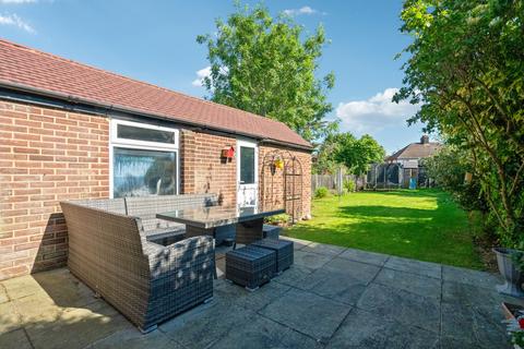 24 Birkdale Avenue, Pinner, HA5 5SQ