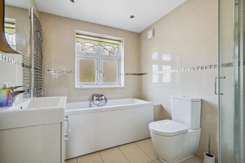 24 Birkdale Avenue, Pinner, HA5 5SQ