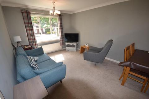 2 bedroom flat to rent, Connaught Place, Trinity, Edinburgh, EH6