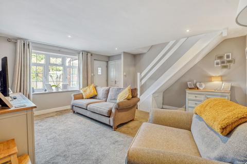 37 Austcliff Close, Redditch, B97 5NZ