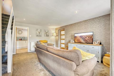 37 Austcliff Close, Redditch, B97 5NZ