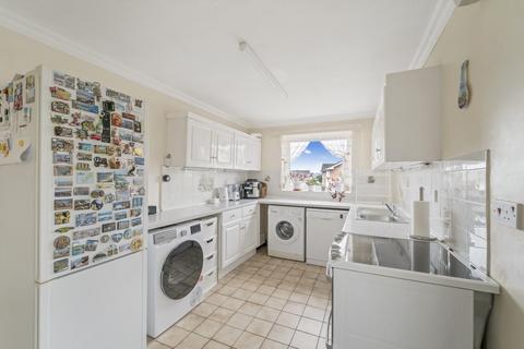 6 Ashbury Drive, Weston-super-mare, BS22 9QZ