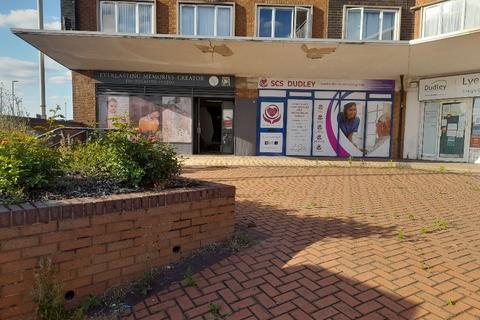 Retail property (high street) to rent, High Street, Lye DY9