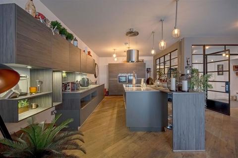 Flat 1, Concord House, 20 Marshall Street, Birmingham, B1 1LR
