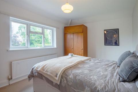 173 Whitehouse Common Road, Sutton Coldfield, B75 6DU