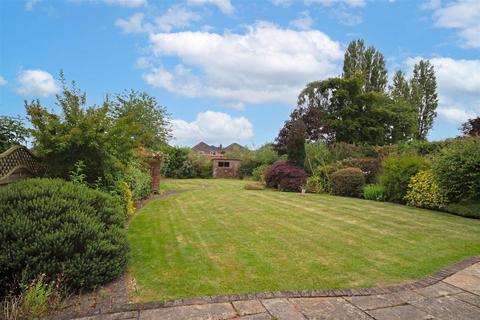 173 Whitehouse Common Road, Sutton Coldfield, B75 6DU