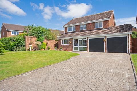 4 bedroom detached house for sale, Calder Drive, Sutton Coldfield