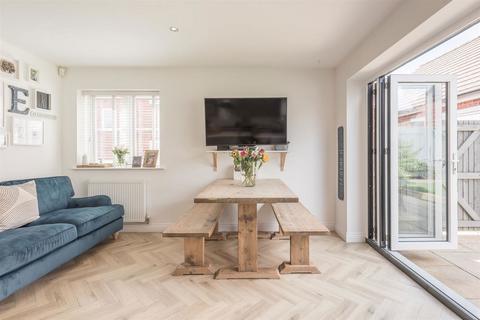 37 Choyce Close, Coalville, LE67 3SS