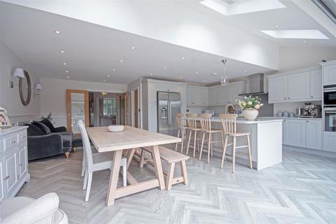 1a Reddicap Hill, Sutton Coldfield, B75 7BH