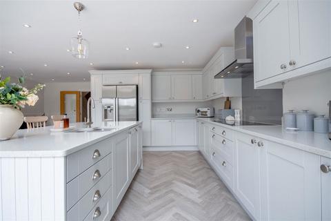 1a Reddicap Hill, Sutton Coldfield, B75 7BH